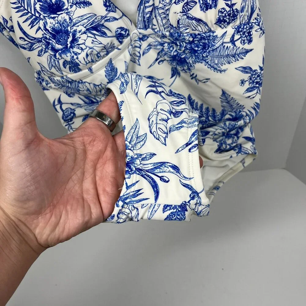 Kona Sol White with Blue Floral Toile Pattern Adjustable One Piece Swimsuit Sz L - Picture 3 of 9